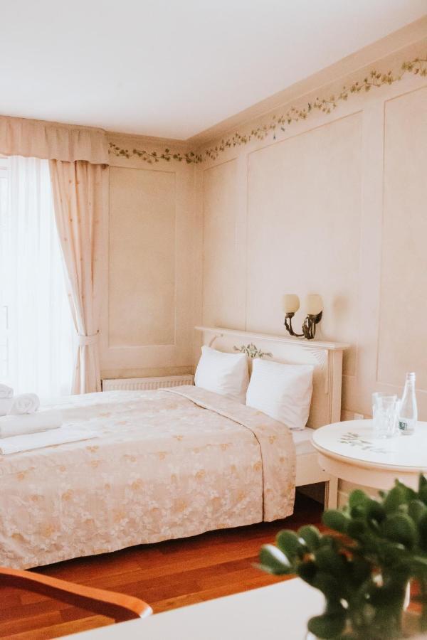 Villa Toscana Warszawa Extérieur photo